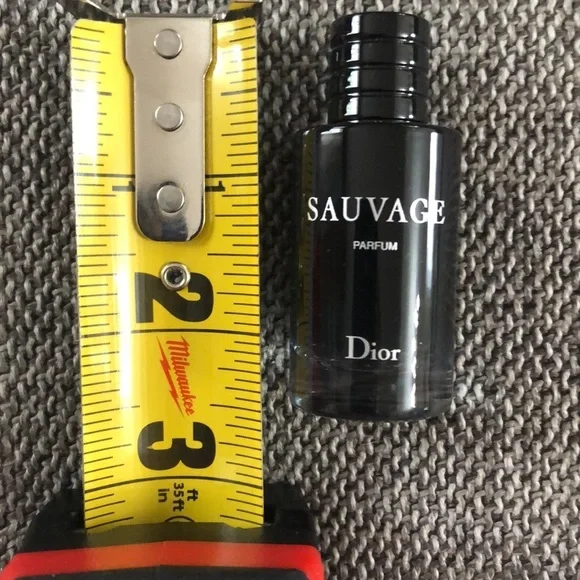 Dior SAUVAGE PARFUM 10 ml 0.34 FL OZ MINIATURE VIP GIFT Paper Box - Picture 10 of 11